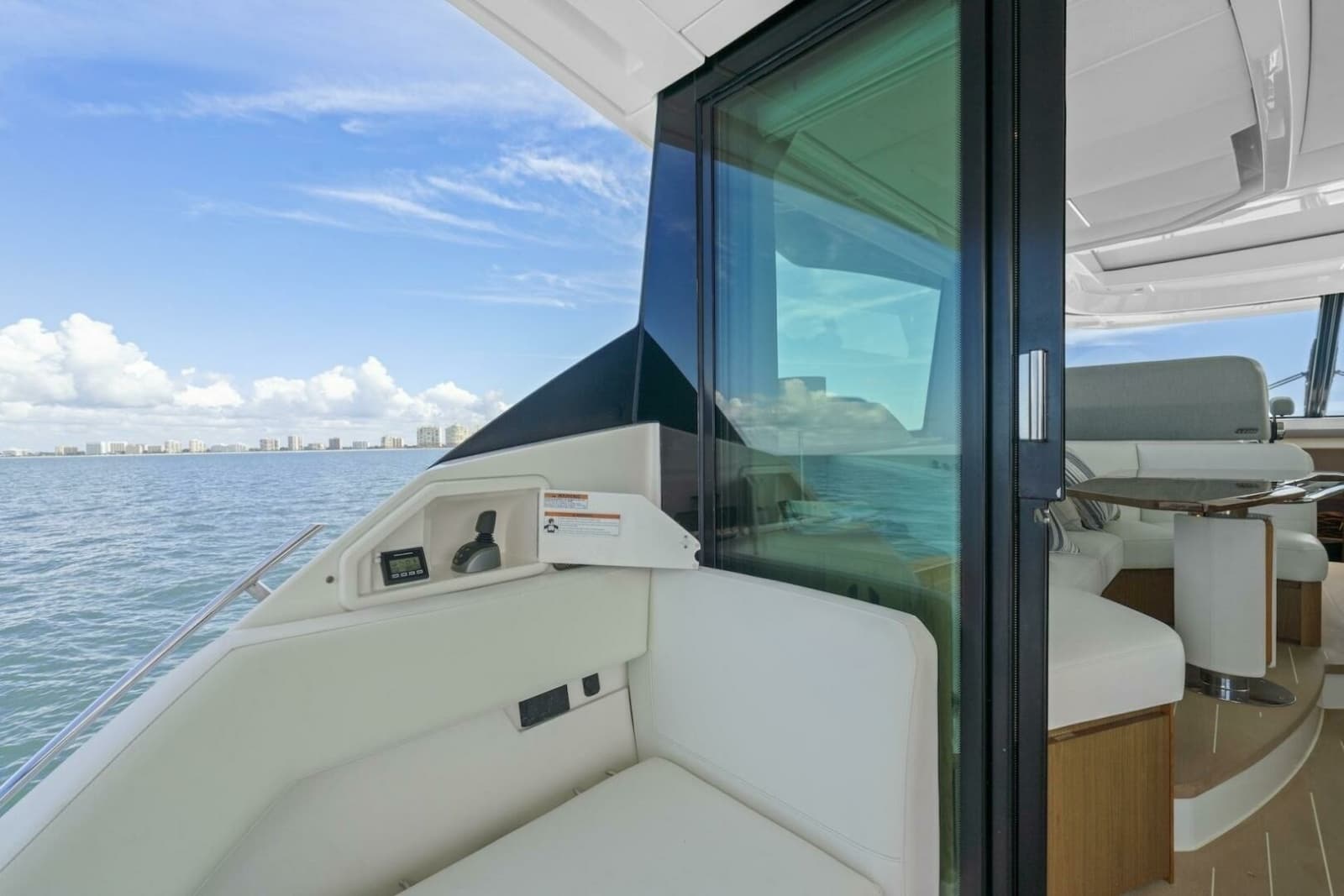 2023 Tiara Yachts EX 60 - Photo 35