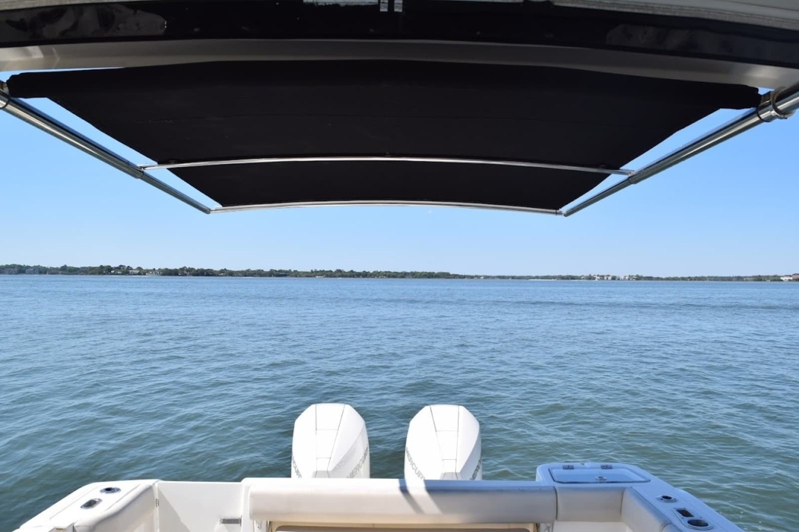2021 Boston Whaler 325 Conquest - Photo 23