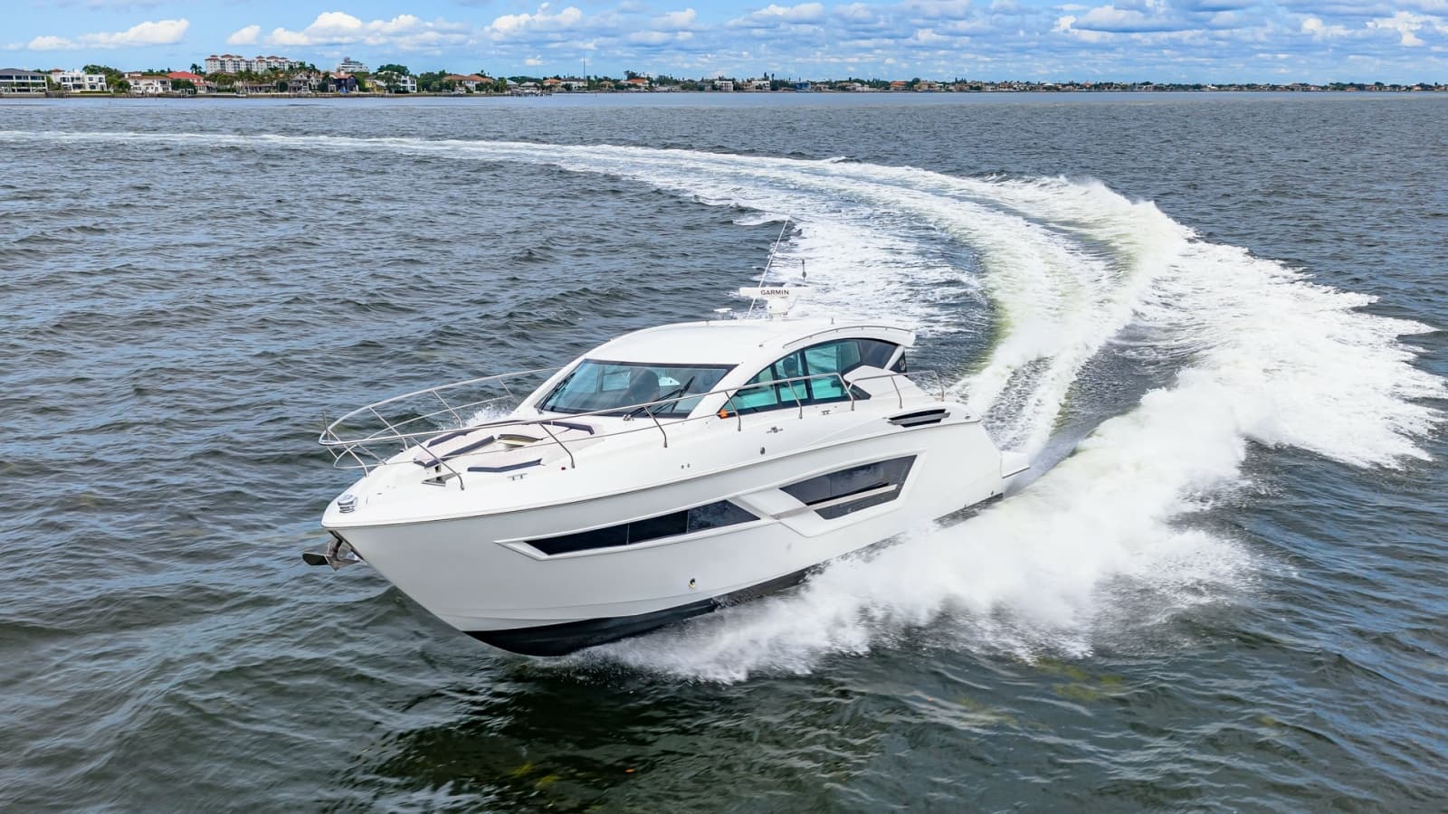 2019 Cruisers Yachts Cantius 46 - Photo 82