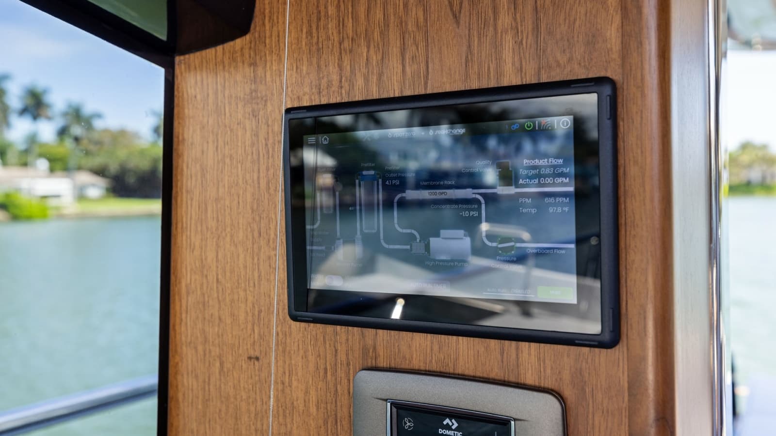 2026 Princess V55 - Photo 55