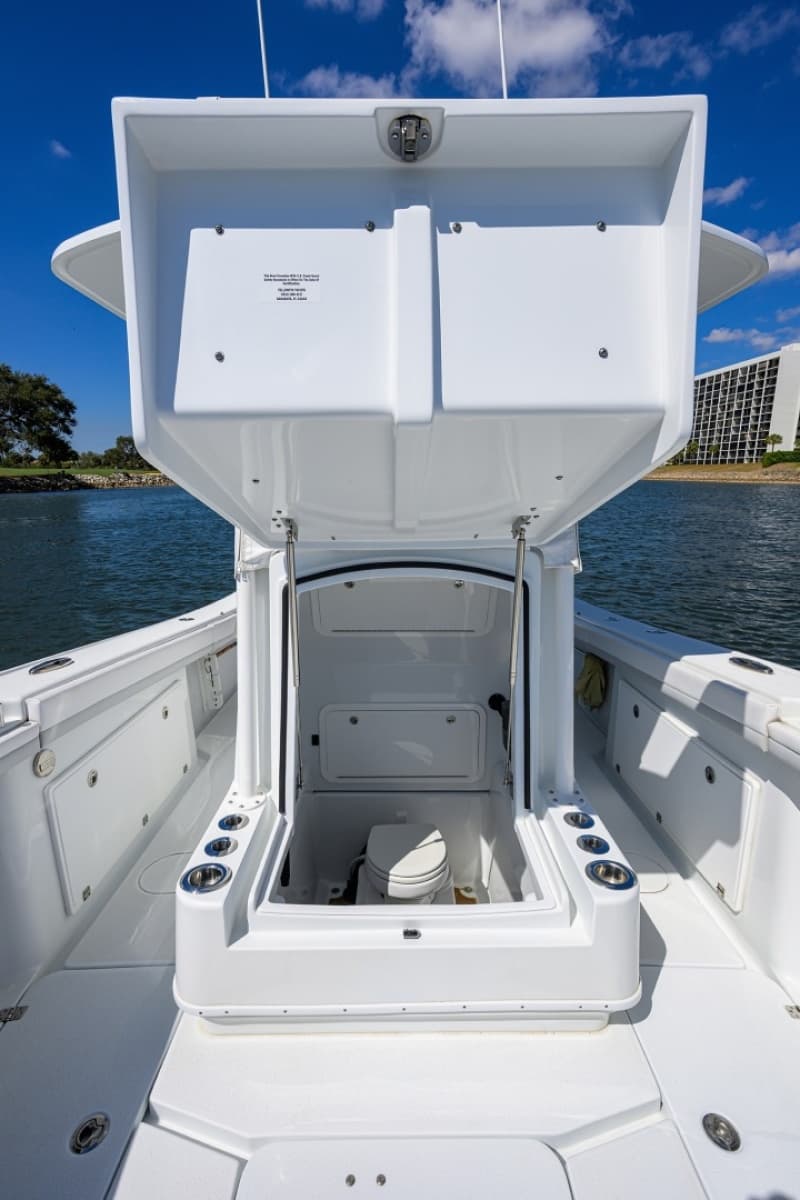 2023 Yellowfin 34 Offshore - Photo 16