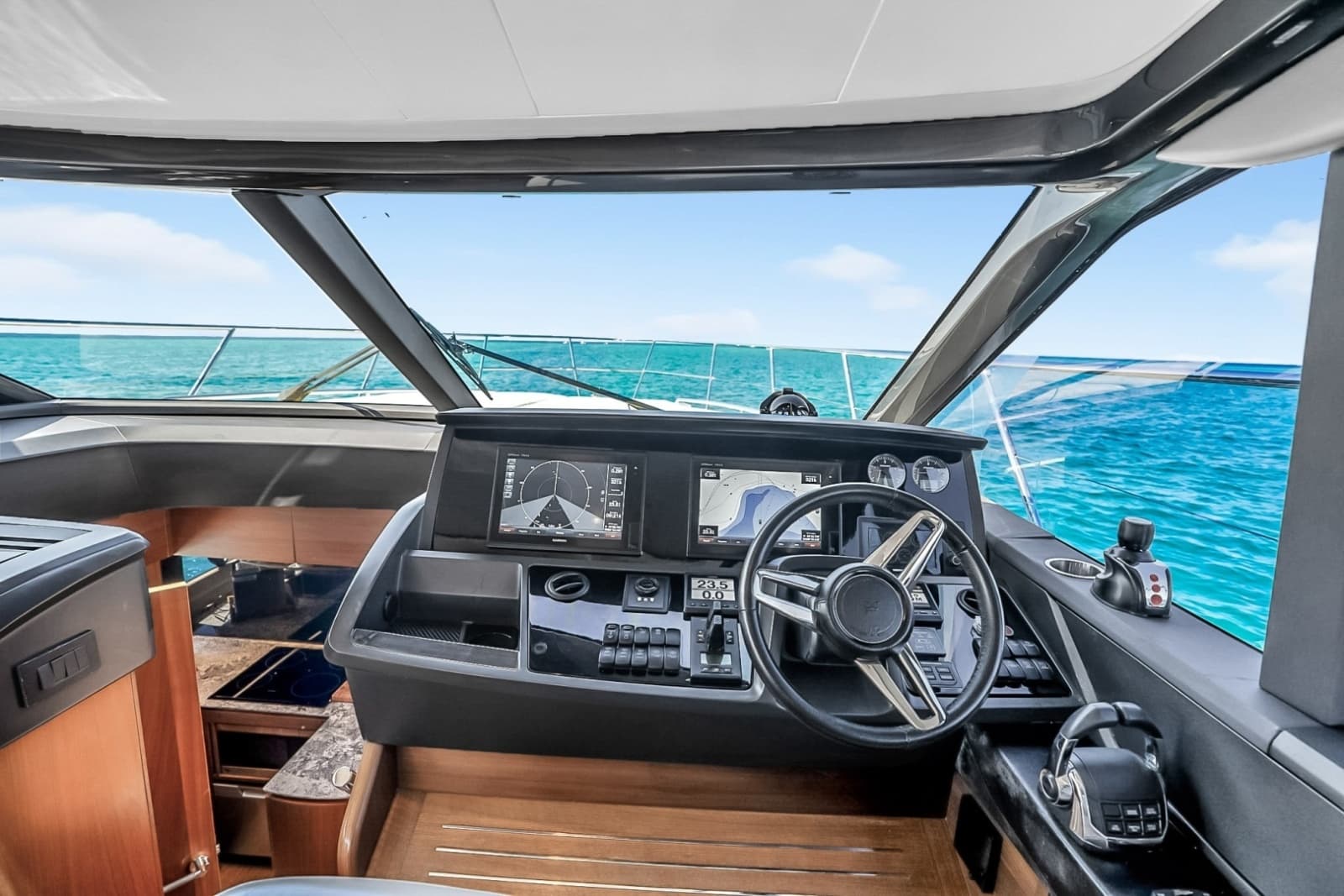 2016 Princess V58 - Photo 16