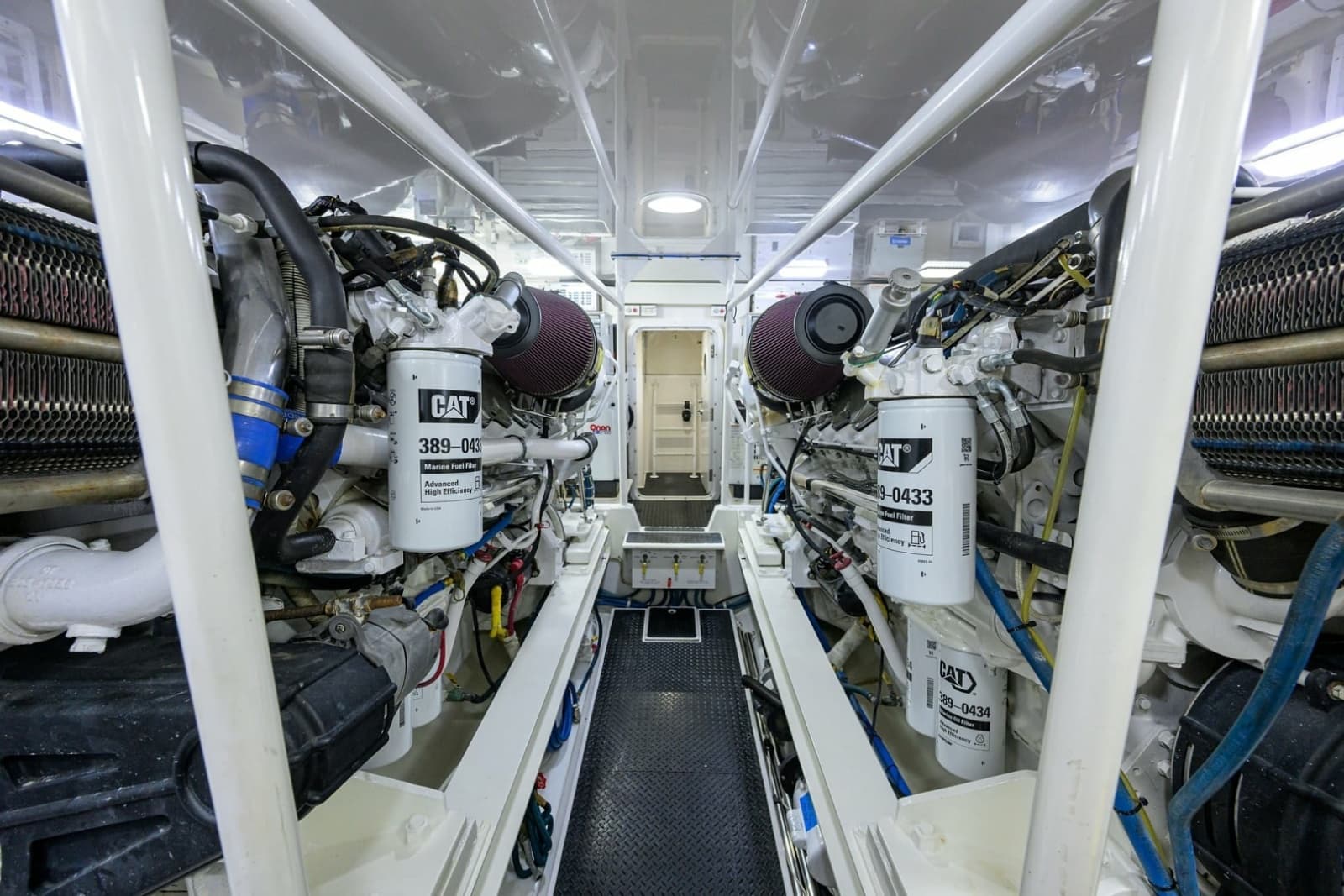 2008 Viking 68 Convertible - Photo 48