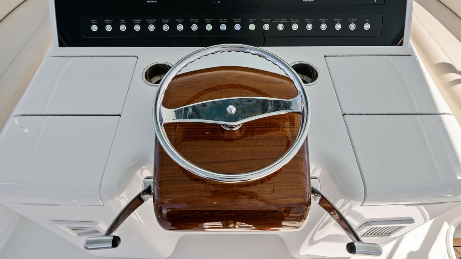 2021 Viking 54 Convertible - Photo 29