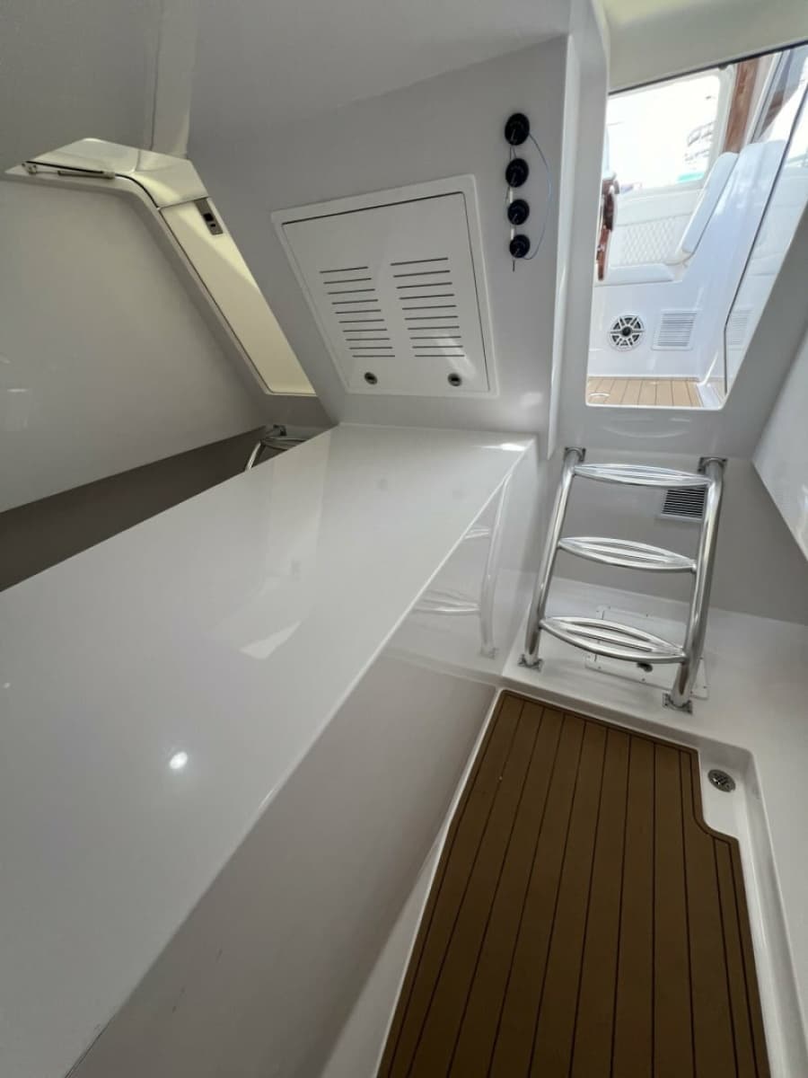 2023 Custom 53 Queen/Smith Custom Boat - Photo 34