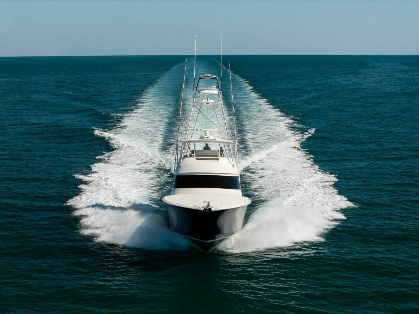 2013 Viking 76 Convertible - Photo 95