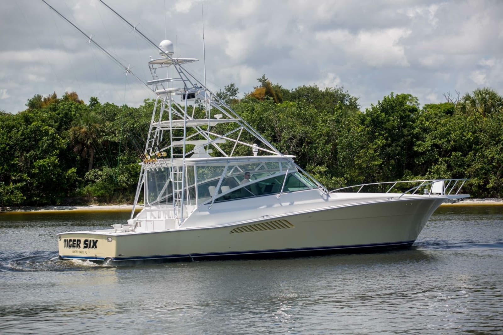 2001 Viking 50 Express - Photo 62