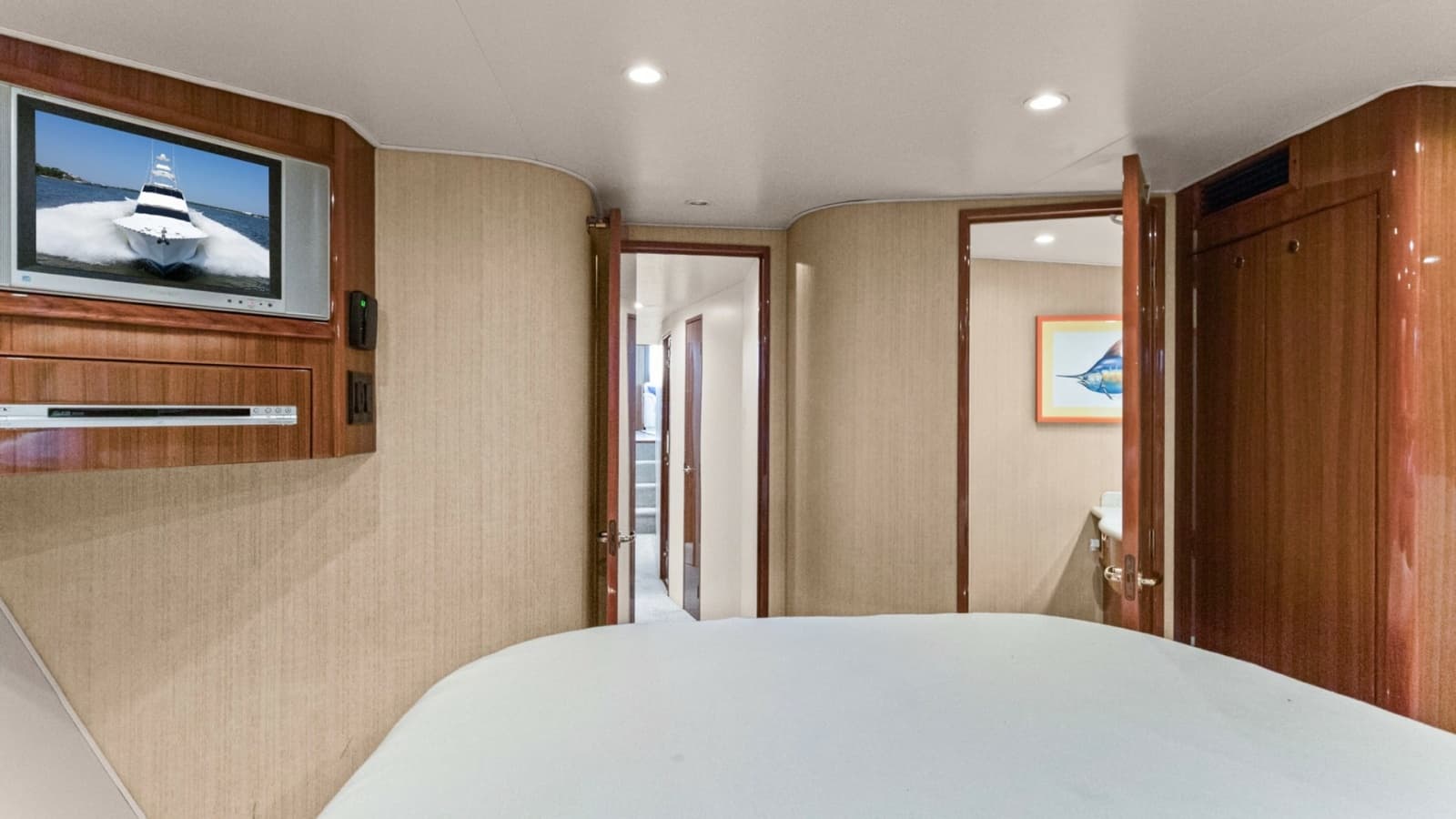 2005 Viking 61 Enclosed Bridge - Photo 22