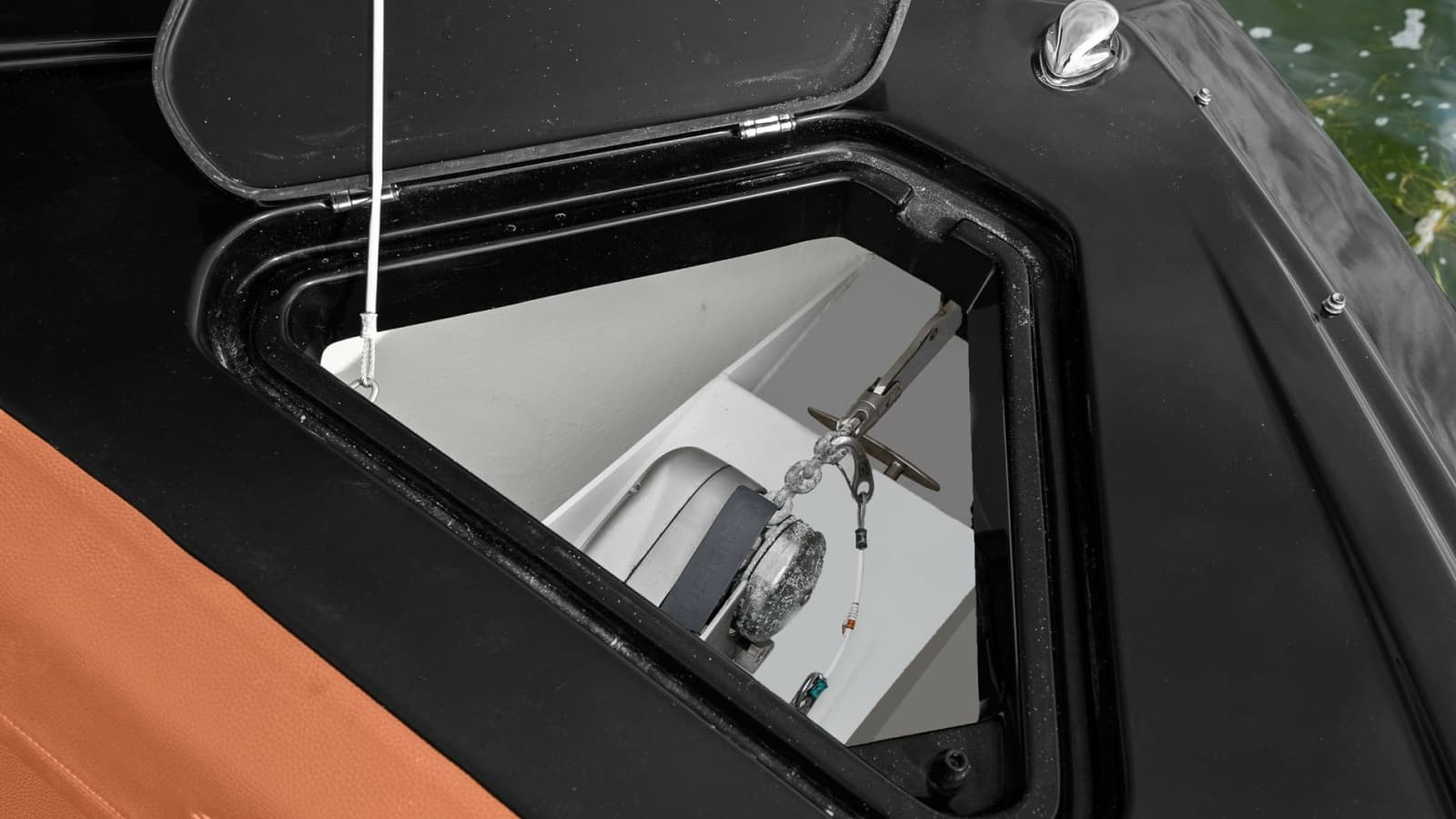 2022 Cruisers Yachts 34 GLS - Photo 27