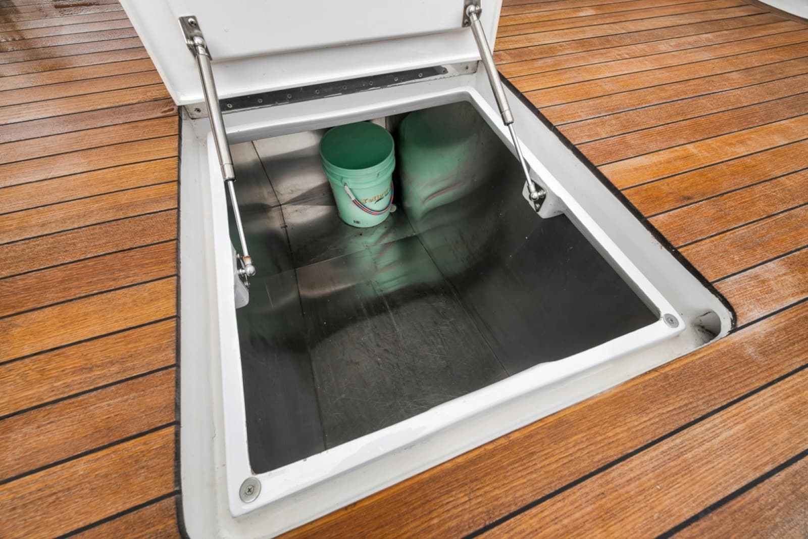2021 Weaver 75 Convertible - Photo 48