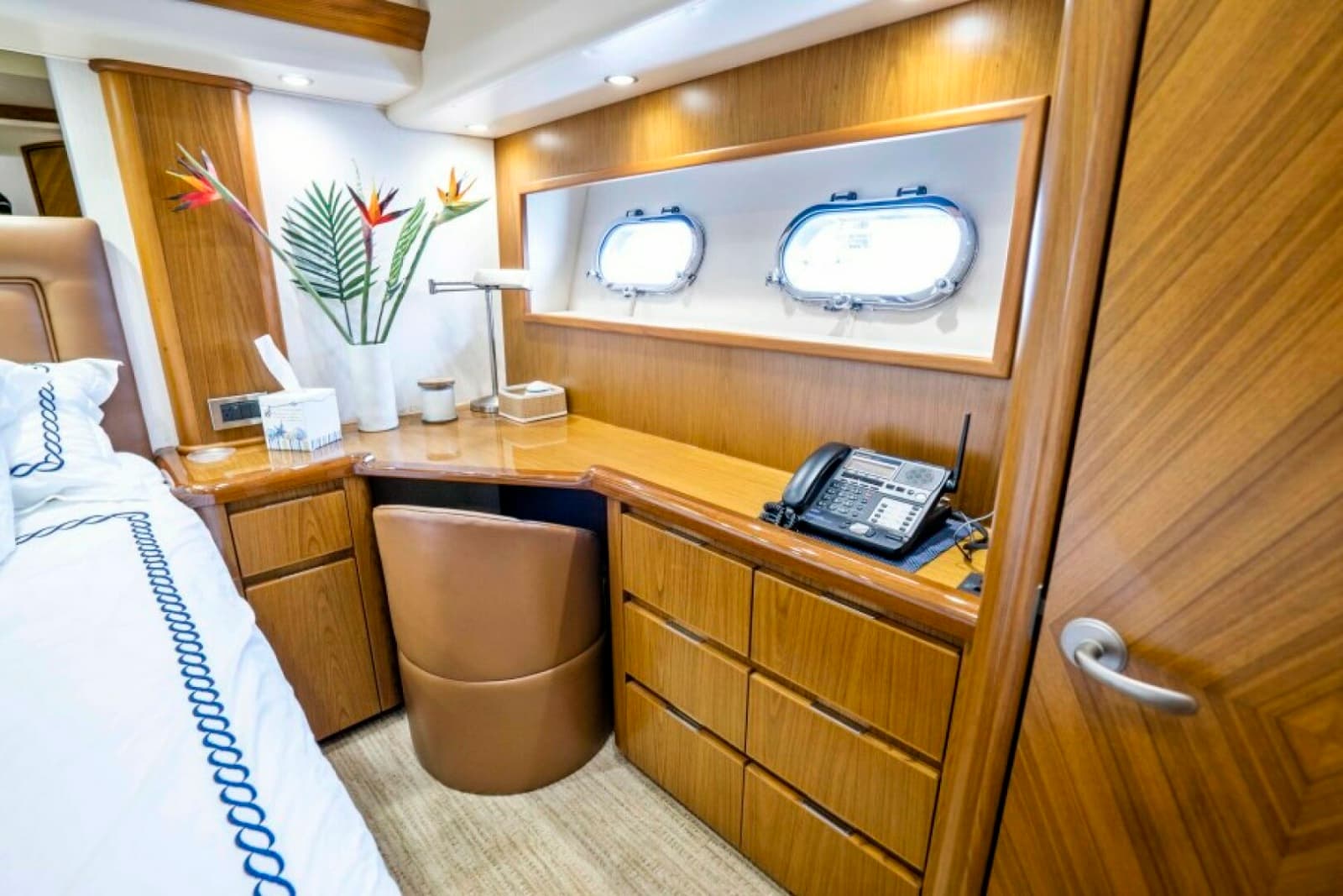 2011 Viking 70 Enclosed Bridge - Photo 29