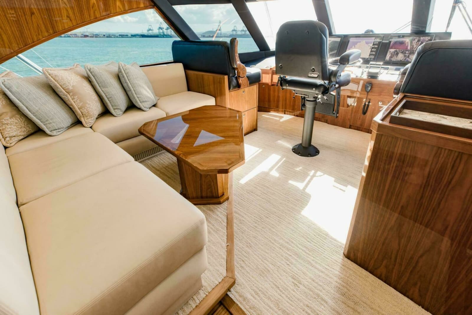 2020 Viking 72 Enclosed Bridge - Photo 48