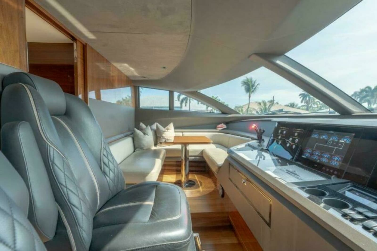 2019 Princess 85 Motor Yacht - Photo 24
