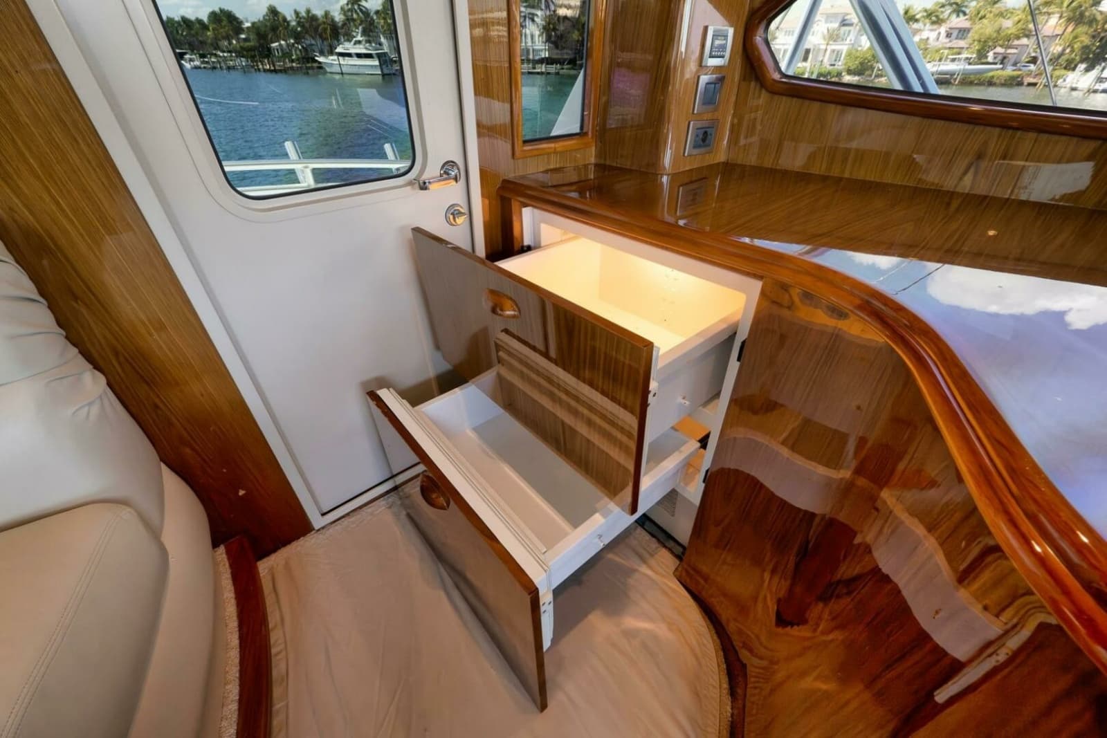 2011 Viking 76 Enclosed Bridge - Photo 137
