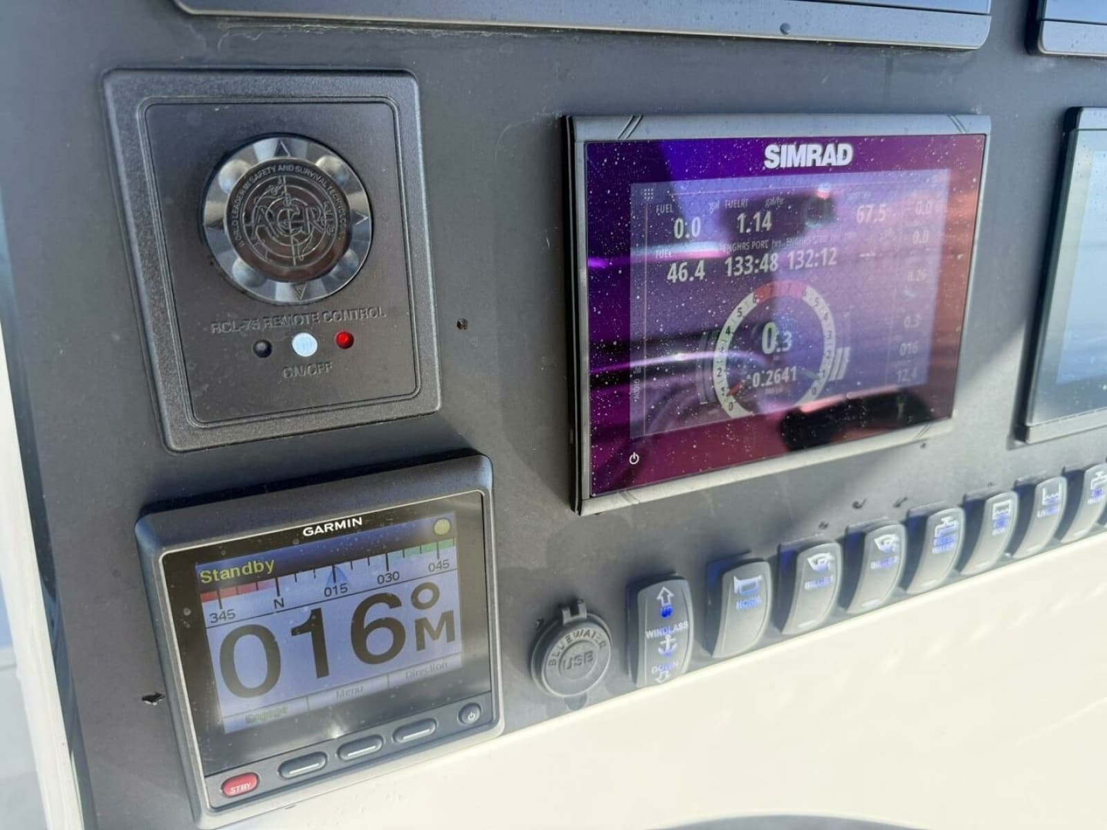 2006 Regulator 29 FS - Photo 16