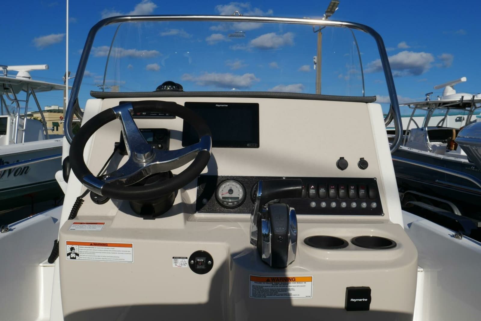 2020 Boston Whaler 210 Dauntless - Photo 11