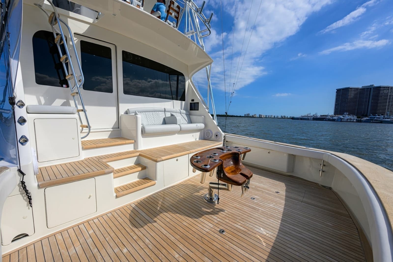2008 Viking 68 Convertible - Photo 3