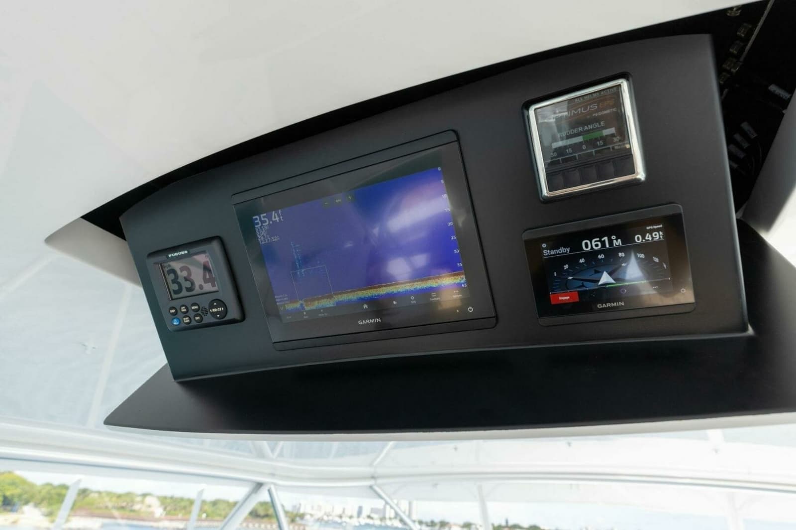 2026 Viking 82 Convertible - Photo 211