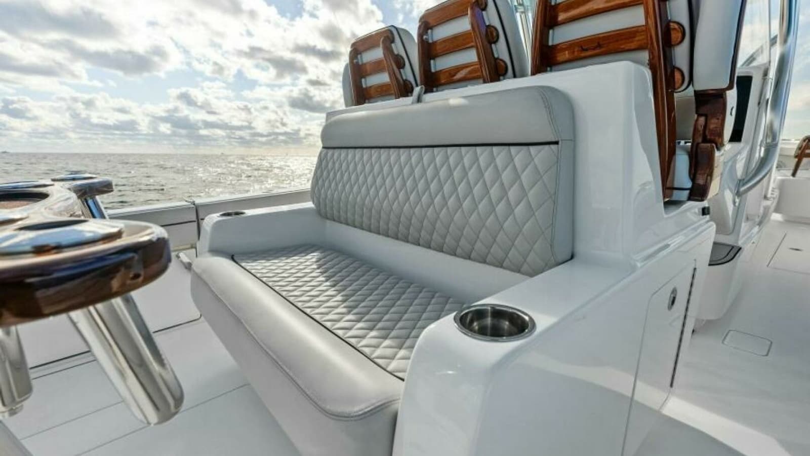 2021 Valhalla Boatworks V-37 - Photo 24