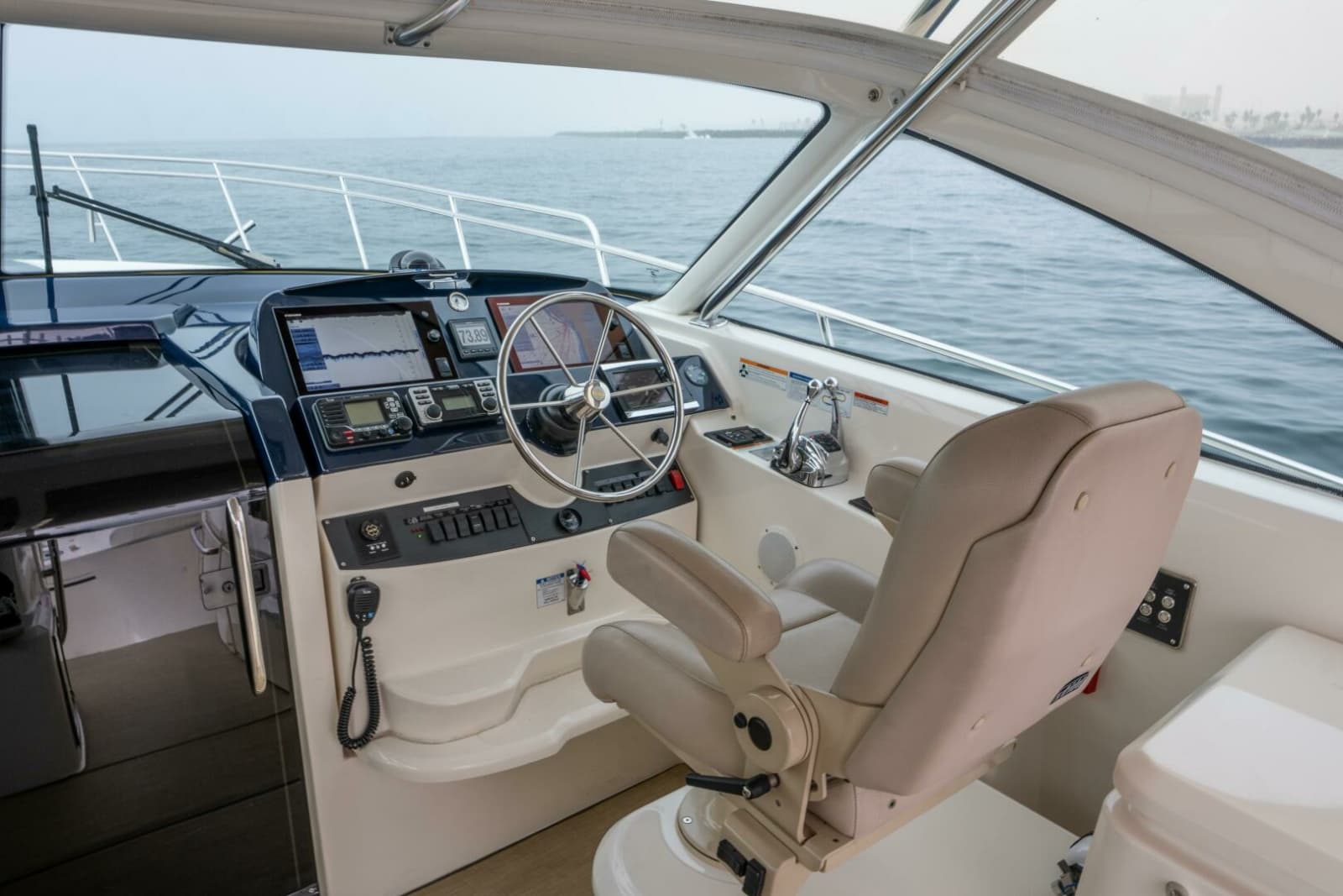 2015 Tiara Yachts 4300 Open - Photo 2