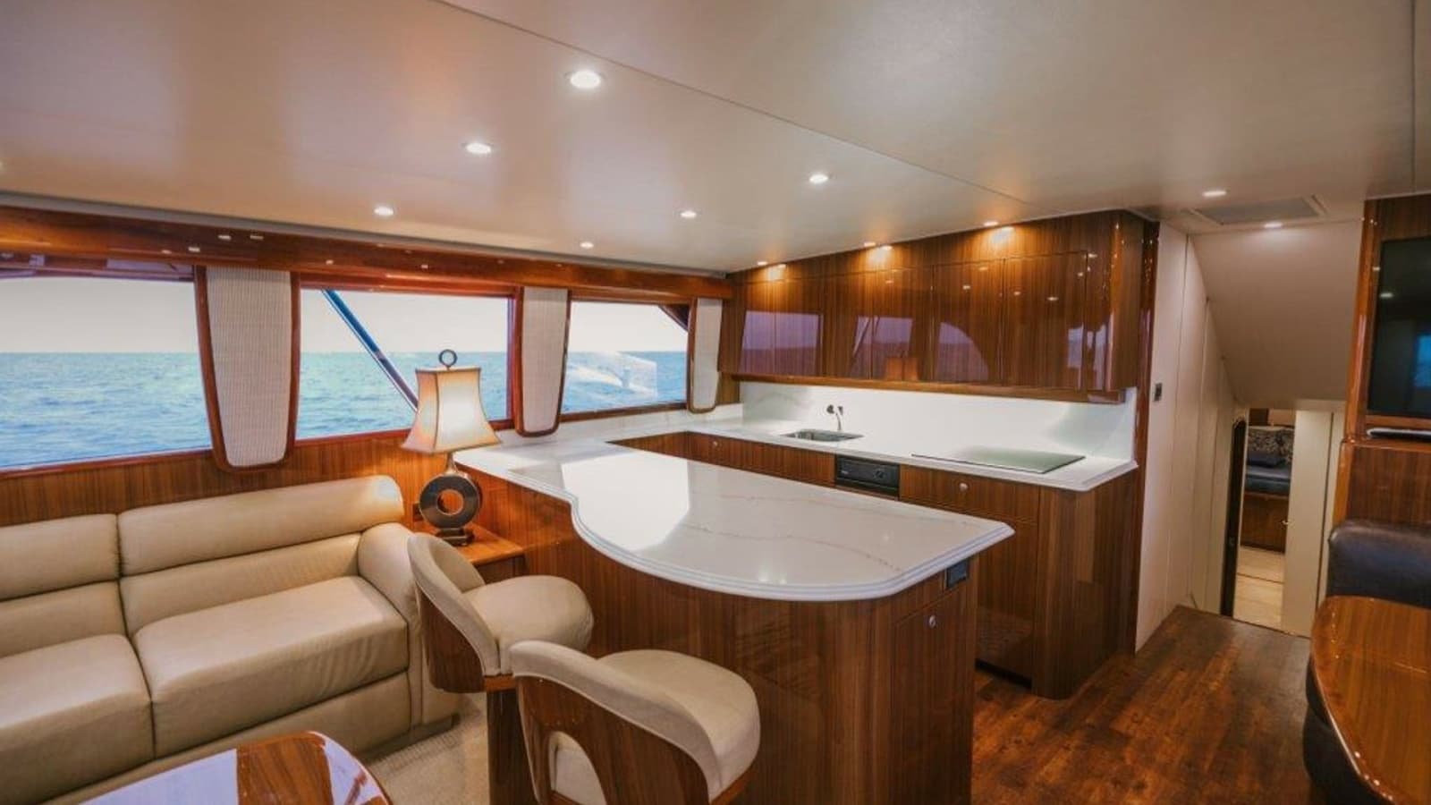 2007 Viking 64 Convertible - Photo 4