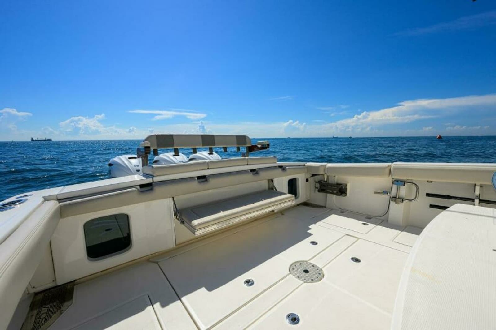 2021 Solace Center Console - Photo 13