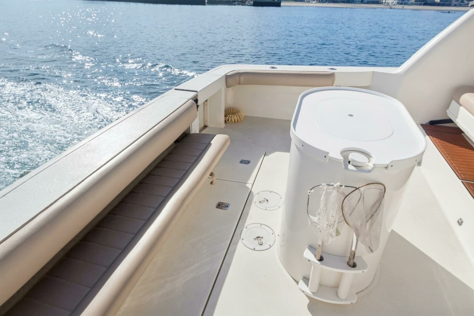 2000 Sea Ray 370 Express Cruiser - Photo 42