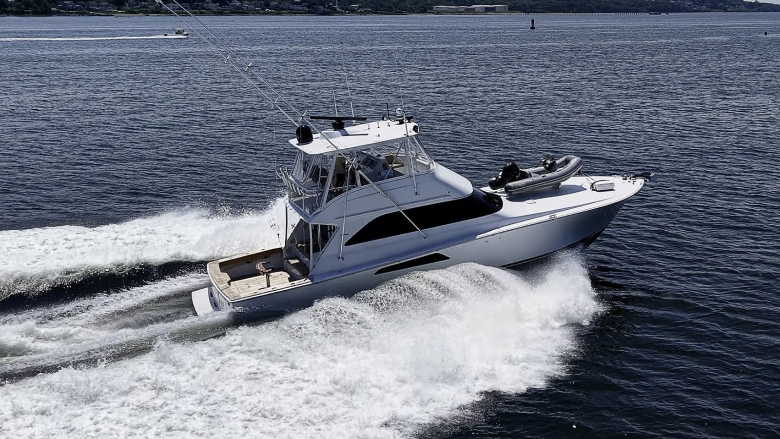 2002 Viking 52 Convertible - Photo 1