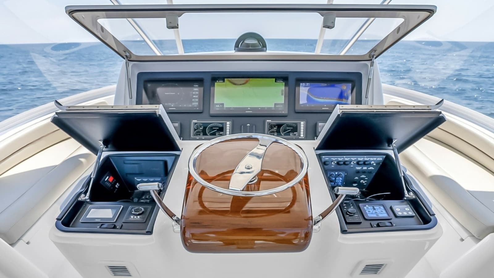 2021 Viking 48 Convertible - Photo 50