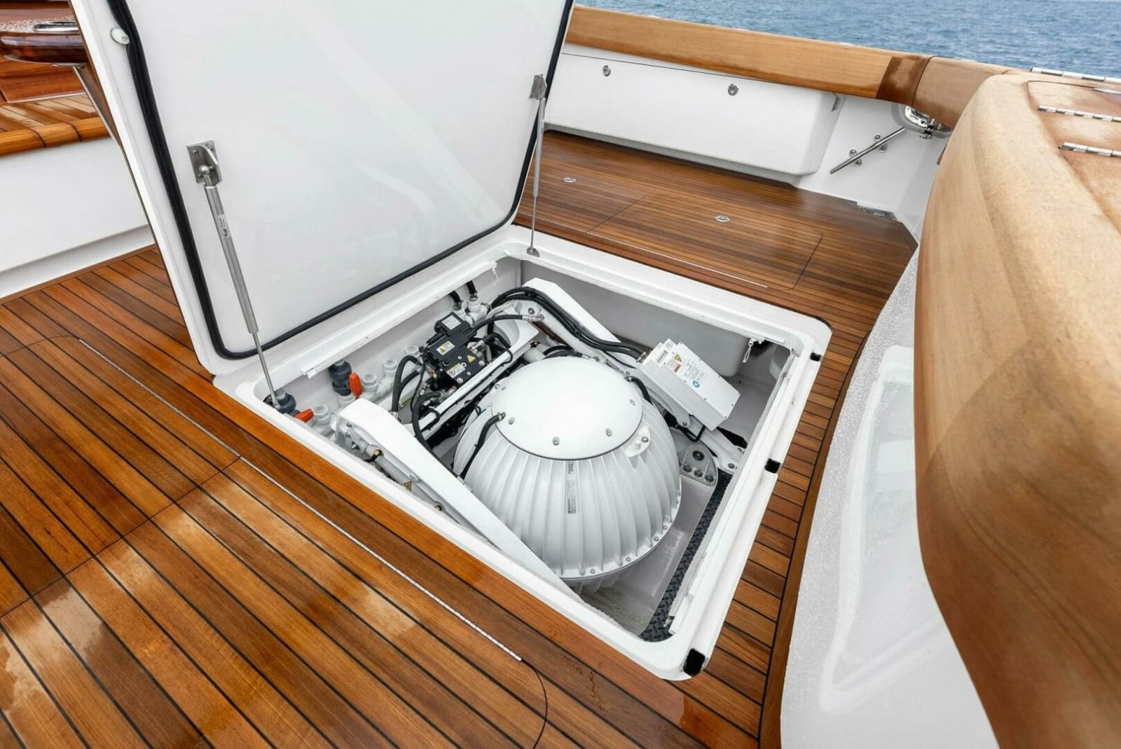 2022 Viking 68 Enclosed Bridge - Photo 57