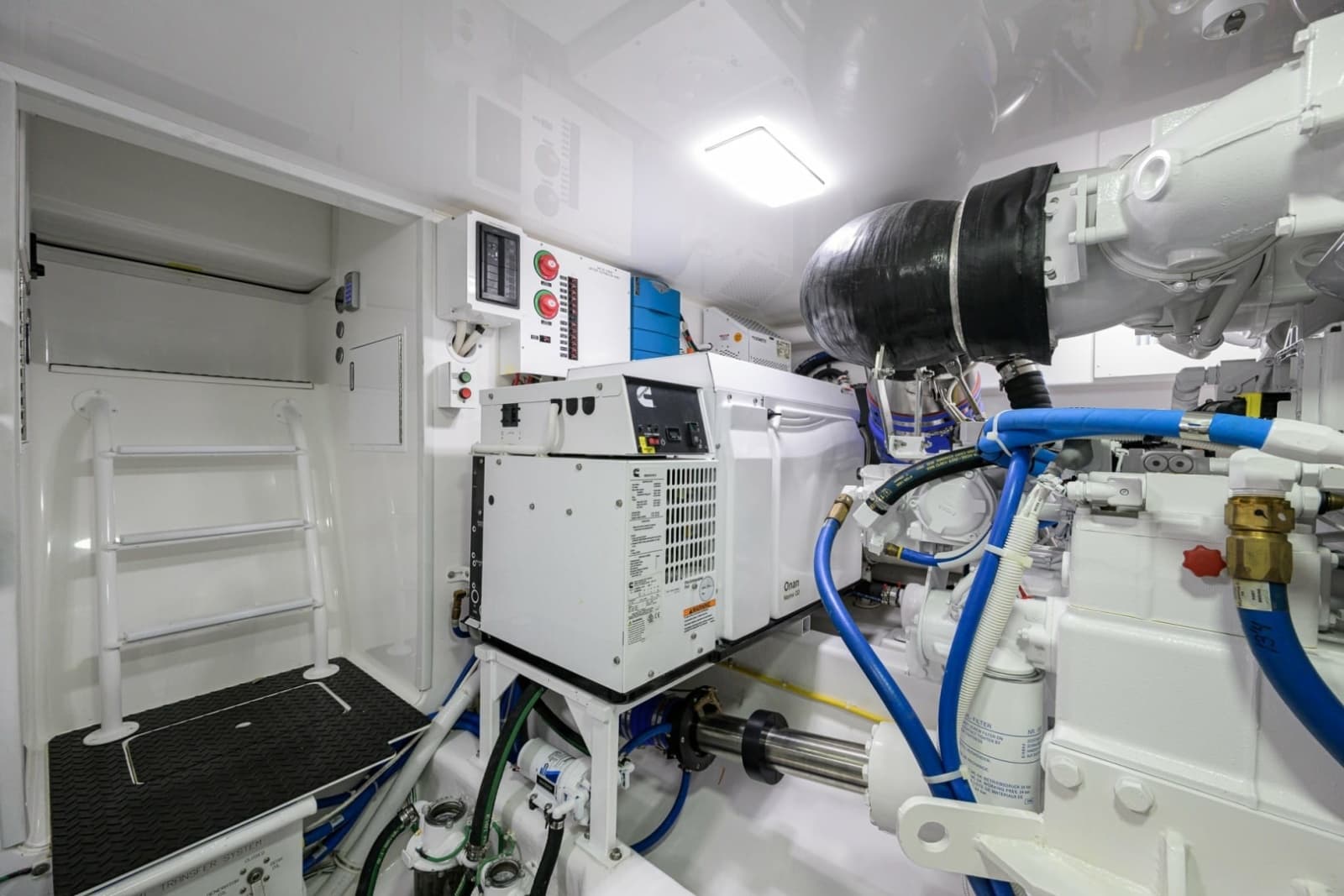 2024 Viking 54 Convertible - Photo 49