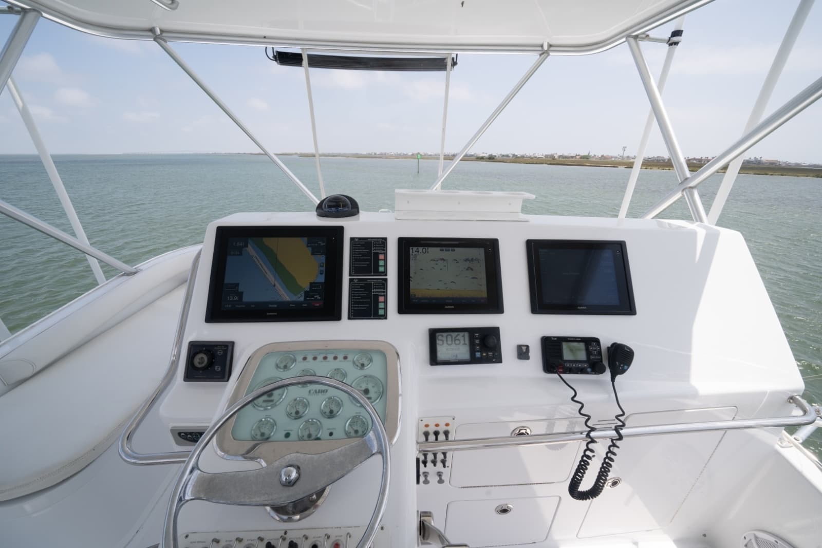 2002 Cabo 43 Convertible - Photo 31