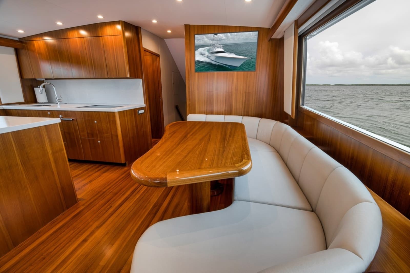 2021 Weaver 75 Convertible - Photo 18
