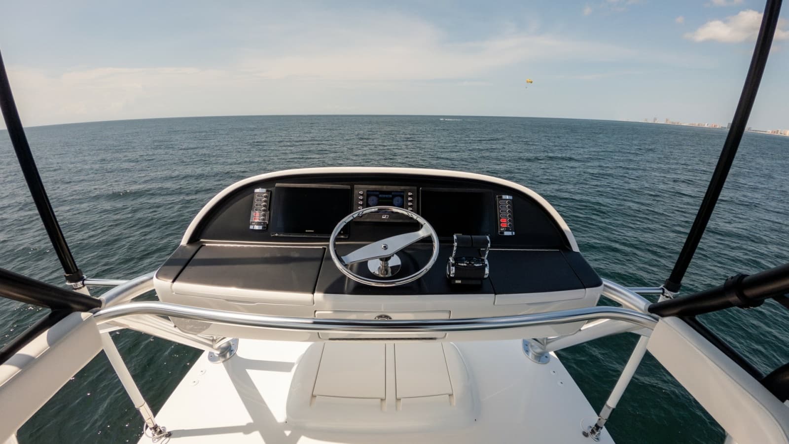 2025 Viking 74 Convertible - Photo 53