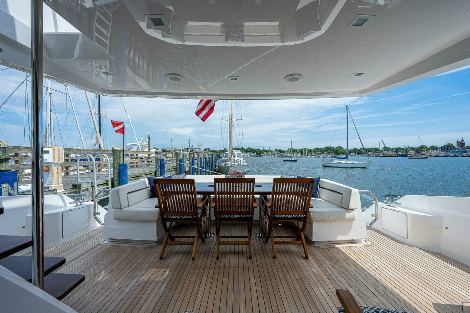 2017 Viking 75 Motoryacht - Photo 53