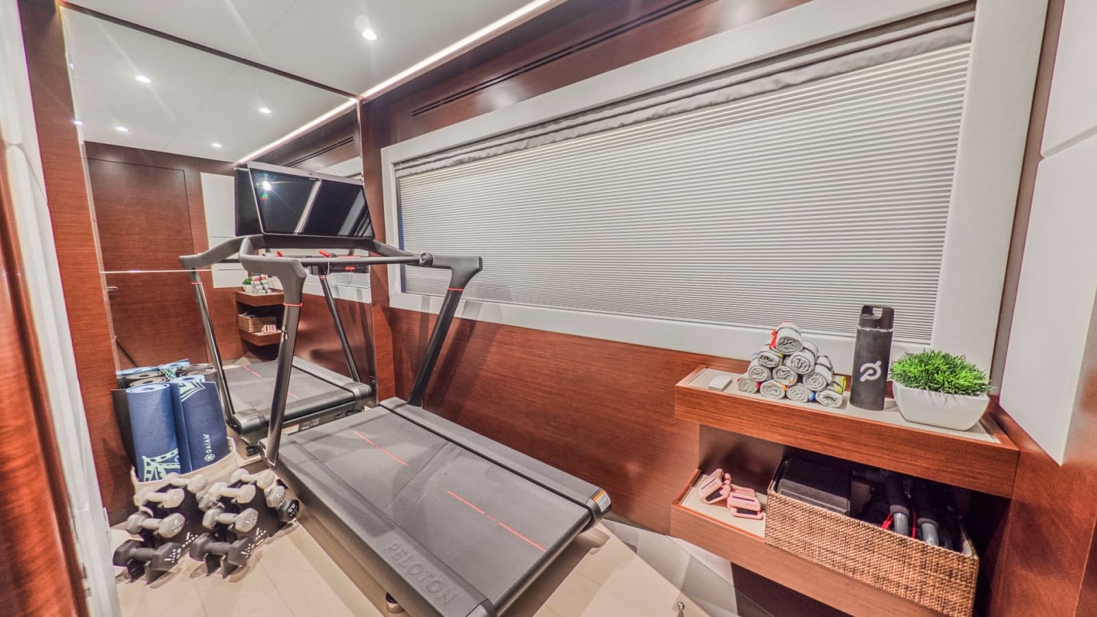 2024 Ocean Alexander 28E - Photo 47