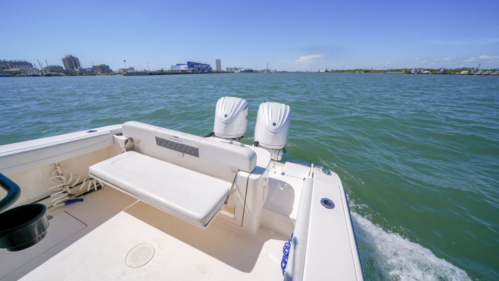 2023 Cobia 280 Center Console - Photo 4