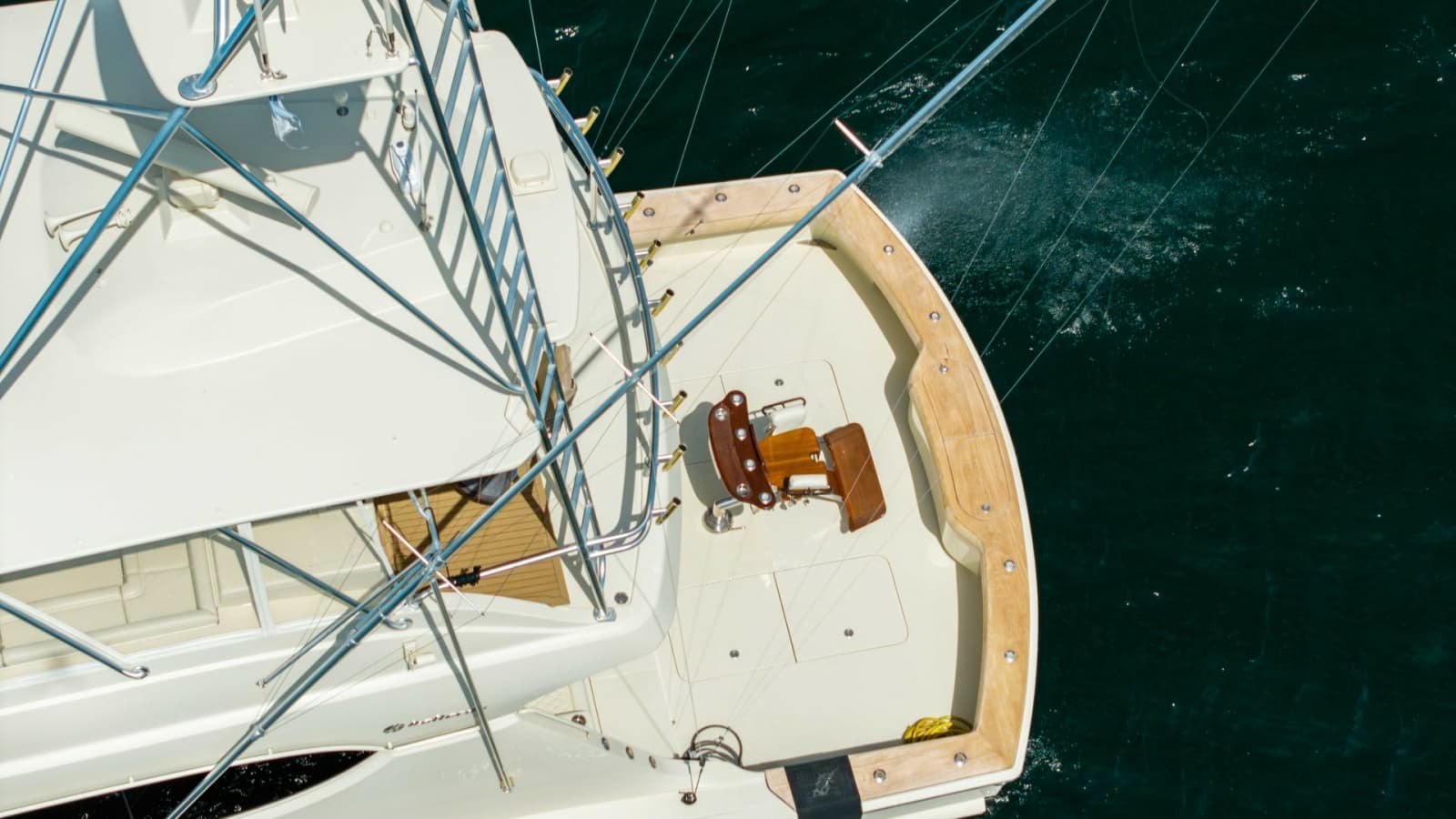 2007 Hatteras 68 Convertible - Photo 61