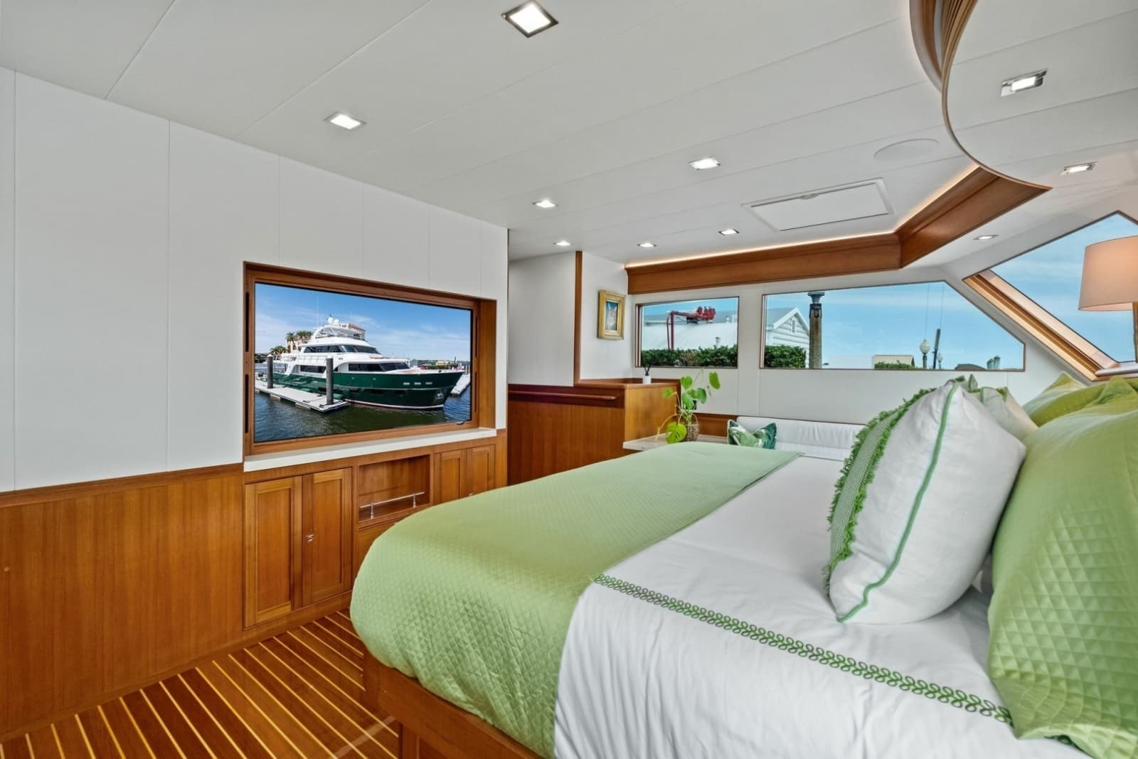 2024 Marlow 90V - Photo 55