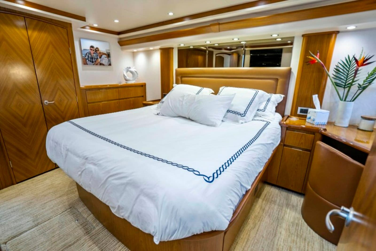 2011 Viking 70 Enclosed Bridge - Photo 26