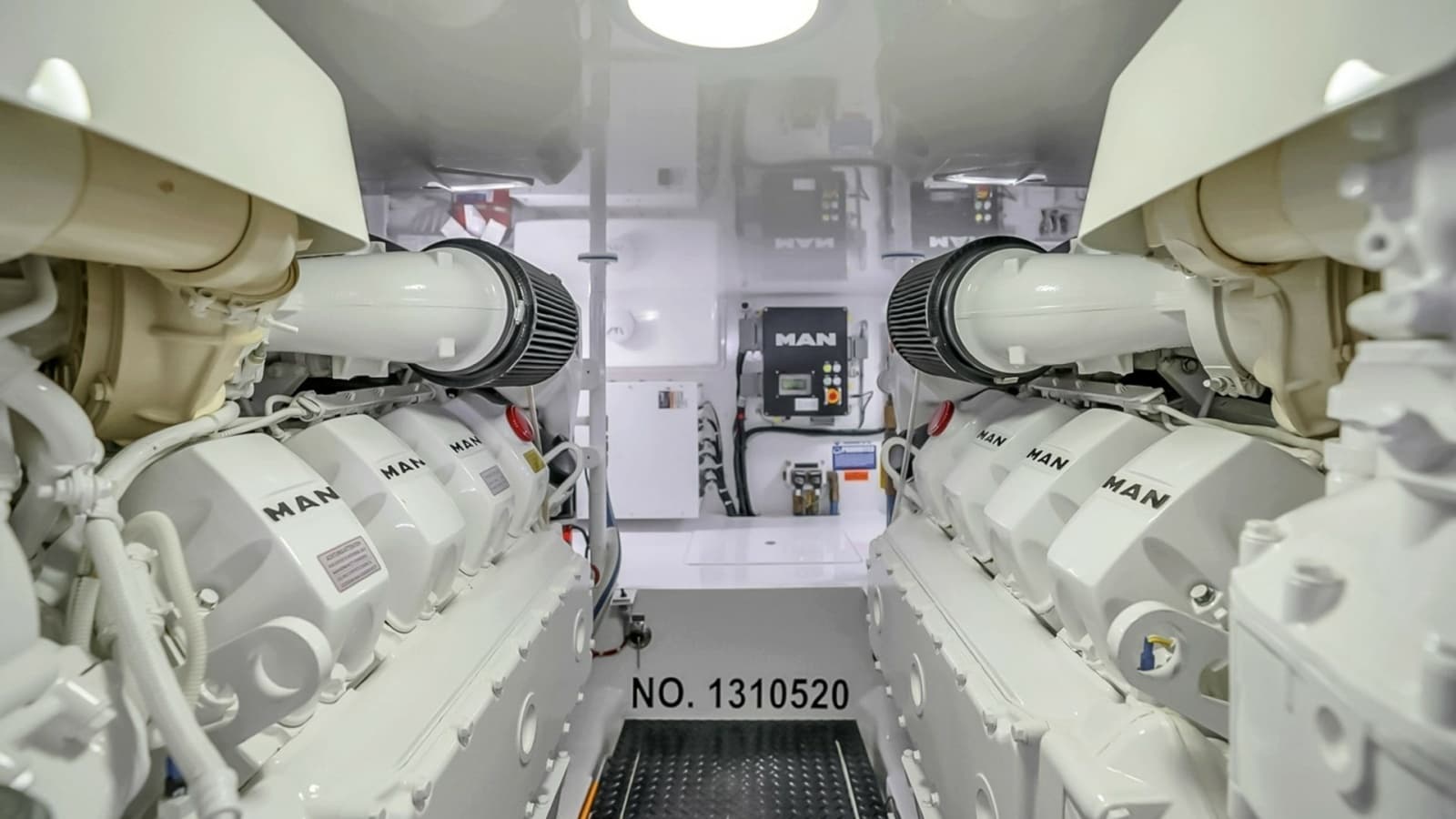 2021 Viking 48 Convertible - Photo 65