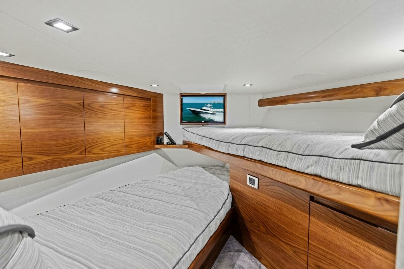 2023 Viking 54 Convertible - Photo 55