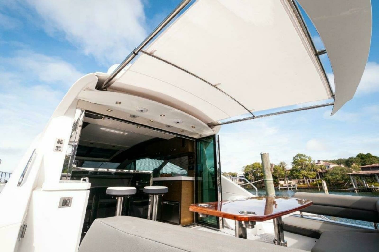 2019 Cruisers Yachts 60 Cantius - Photo 48