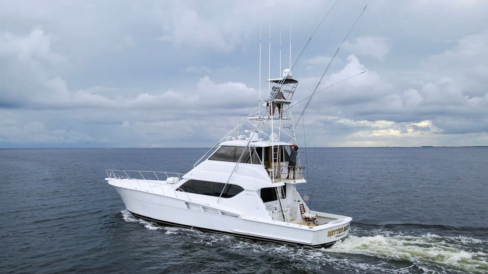 1999 Hatteras 60 Enclosed Bridge Convertible - Photo 51