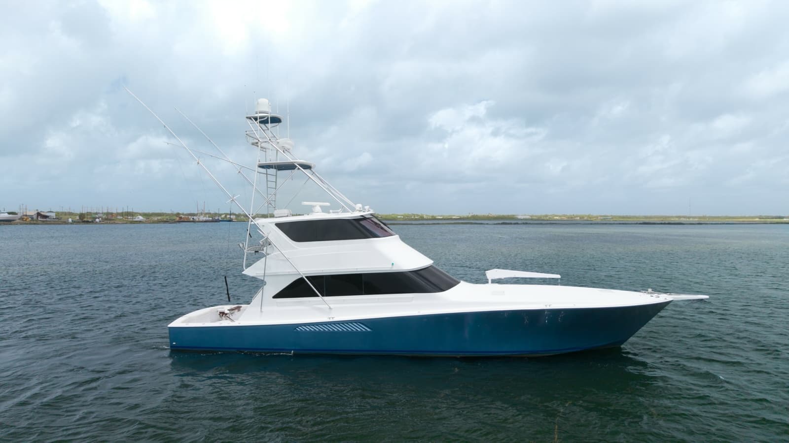 2001 Viking 65 Enclosed Bridge - Photo 49