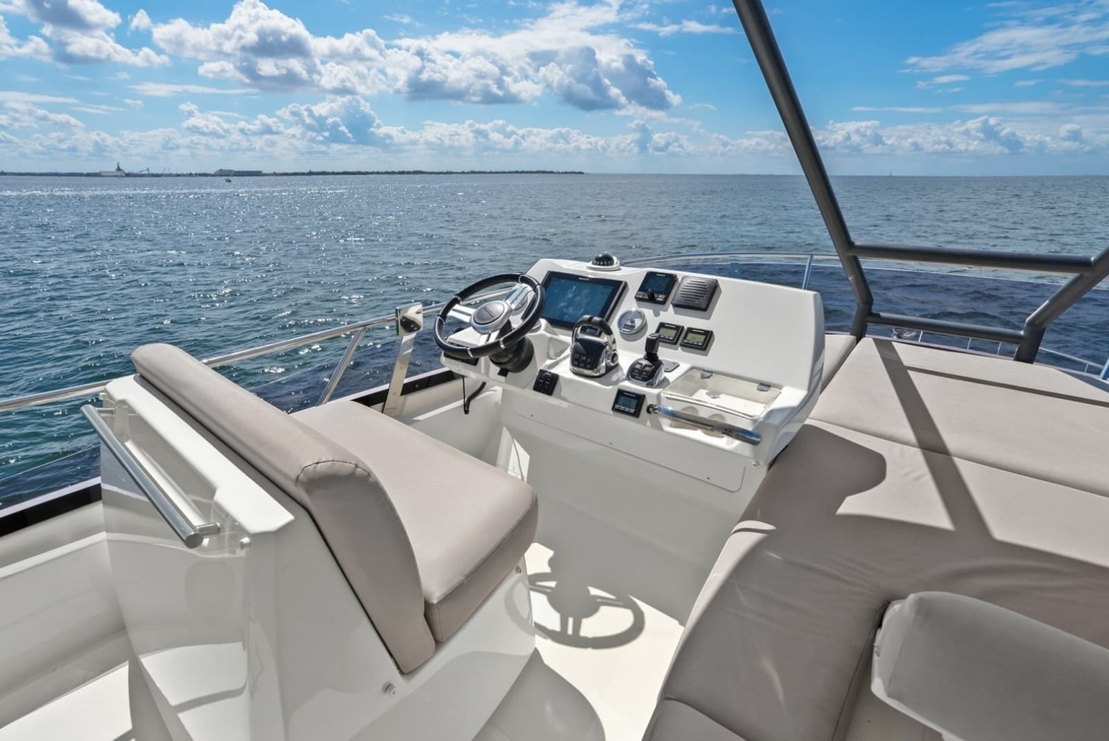 2020 Prestige 460 Flybridge - Photo 14