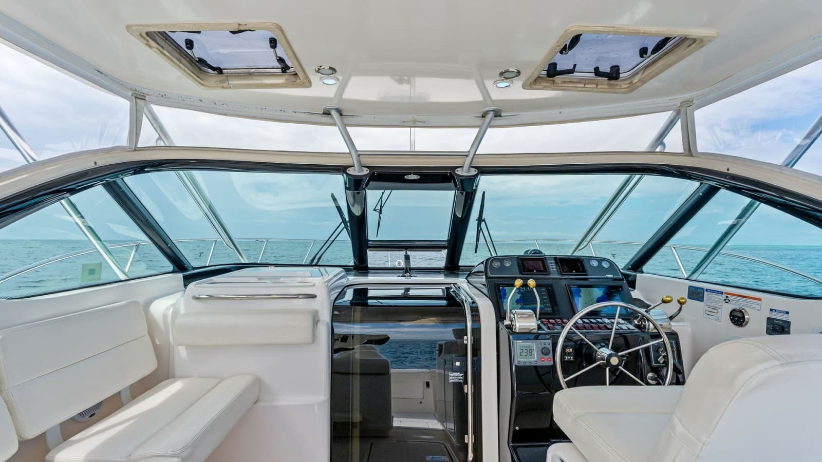 2007 Tiara Yachts 32 Open - Photo 29