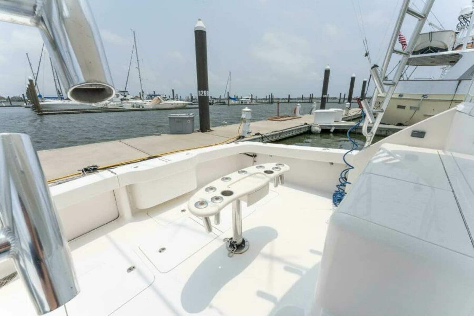 2009 Viking 45 Open - Photo 29