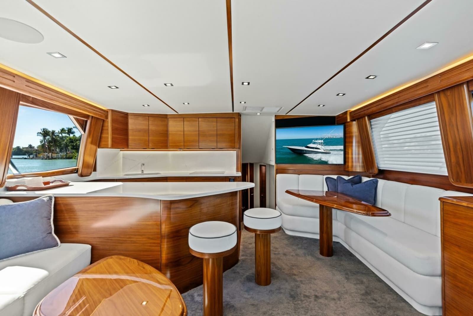2023 Viking 54 Convertible - Photo 5