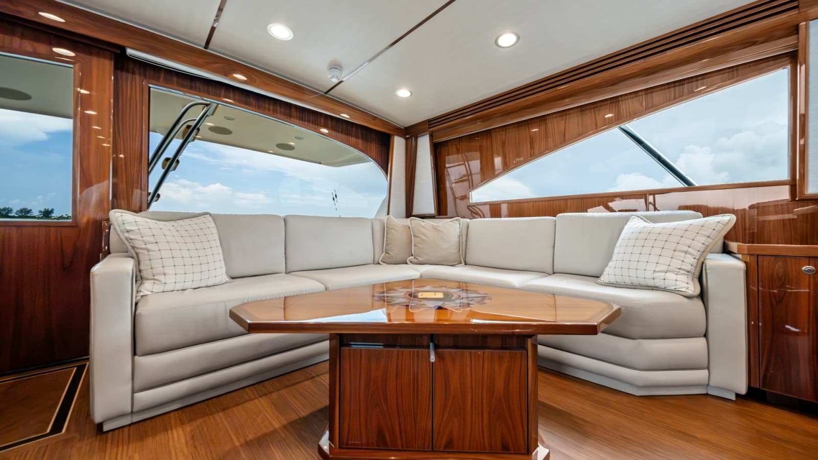 2021 Viking 72 Enclosed Bridge - Photo 20